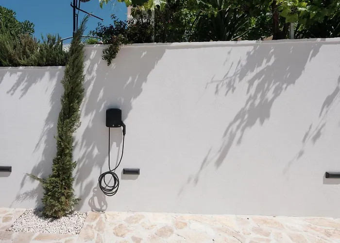 Tatil Evi Ferienvilla 'villa Aea Del Mare By Interhome Trogir
