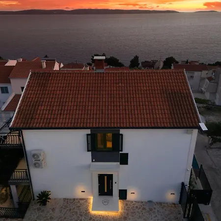 Ferienvilla 'villa Aea Del Mare By Interhome Hébergement de vacances Trogir