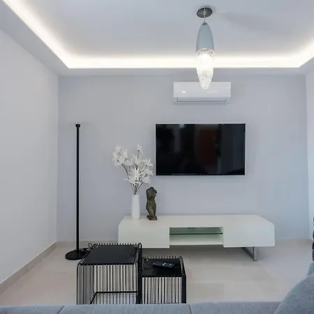 Ferienvilla 'villa Aea Del Mare By Interhome Prázdninový dům Trogir