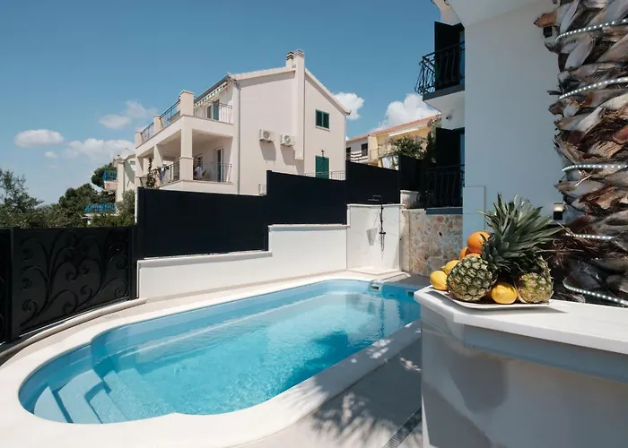 Hébergement de vacances Ferienvilla 'villa Aea Del Mare By Interhome Trogir