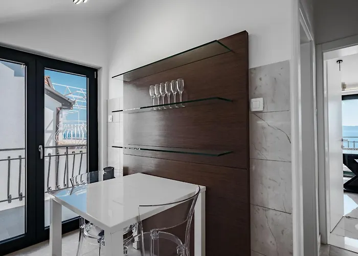 Hébergement de vacances Ferienvilla 'villa Aea Del Mare By Interhome Trogir