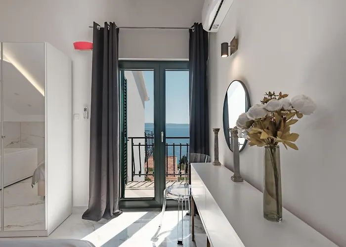 Hébergement de vacances Ferienvilla 'villa Aea Del Mare By Interhome Trogir