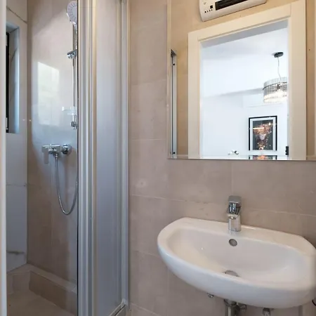 Ferienvilla 'villa Aea Del Mare By Interhome Nyaraló Trogir