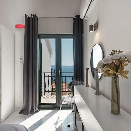 Nyaraló Ferienvilla 'villa Aea Del Mare By Interhome Trogir